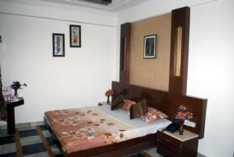 فندق مانفي, New Delhi 3